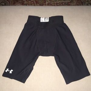 UNDER ARMOUR BOYS SPANDEX